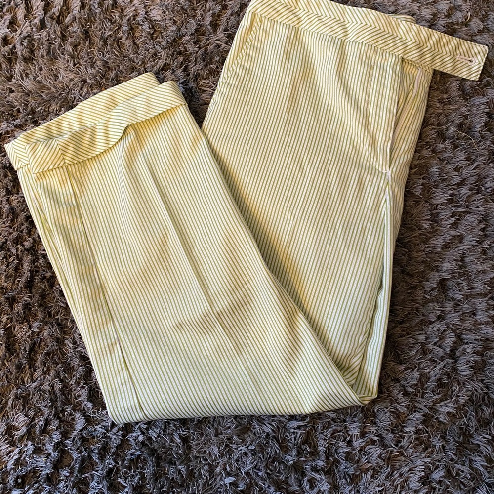 Capri pants